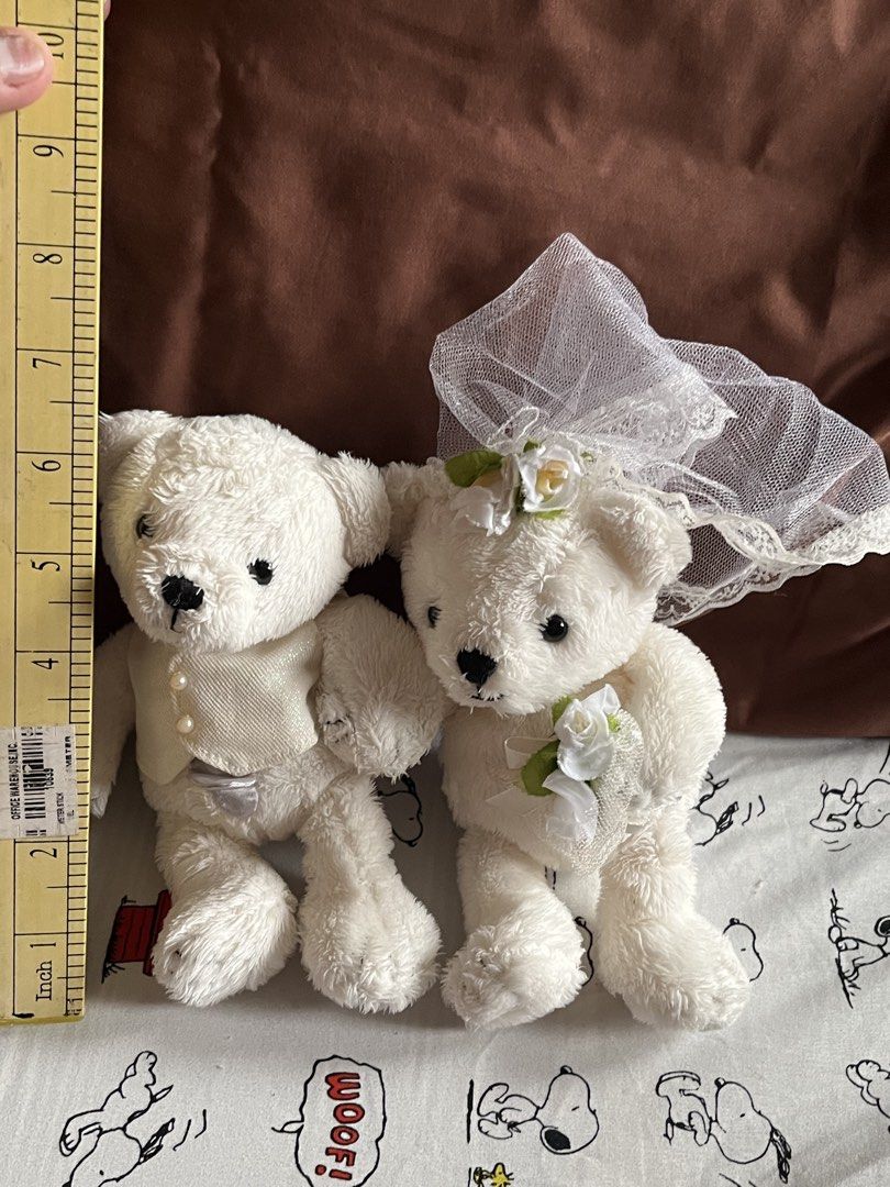 Bear white wedding couple plush (Category: Plushies & Soft Toys) located in Paranaque City. Submitted by bonsaiart (Listing ID 1460988896, Image 2). Description: Pre owned Good condition 200+sf via GCASH or paymaya No to meetup No to cop / cod Shipping via j&t only No breaking of set or bundle.