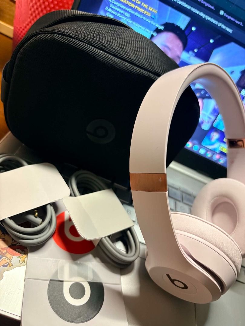 Beats Solo 4 Wireless - Cloud Pink (Category: Headphones & Headsets) located in Caloocan City. Submitted by carnanellae10 (Listing ID 1460937712, Image 2). Description: Price: ₱8,500 (slightly negotiable) Excellent / Like New Condition - Used only 3 times Purchased this July from Power Mac Center 100% authentic No issues, works perfectly Very well taken care of Specifications • Up to 50 hours of battery life • Personalized Spatial Audio with dyna