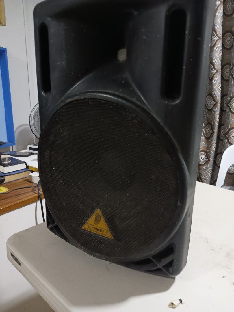 behringer Eurolive B212A powered speaker (Category: Soundbars, Speakers & Amplifiers) located in Manila. Submitted by warmtree_76a892 (Listing ID 1460972583, Image 2). Description: fix price.