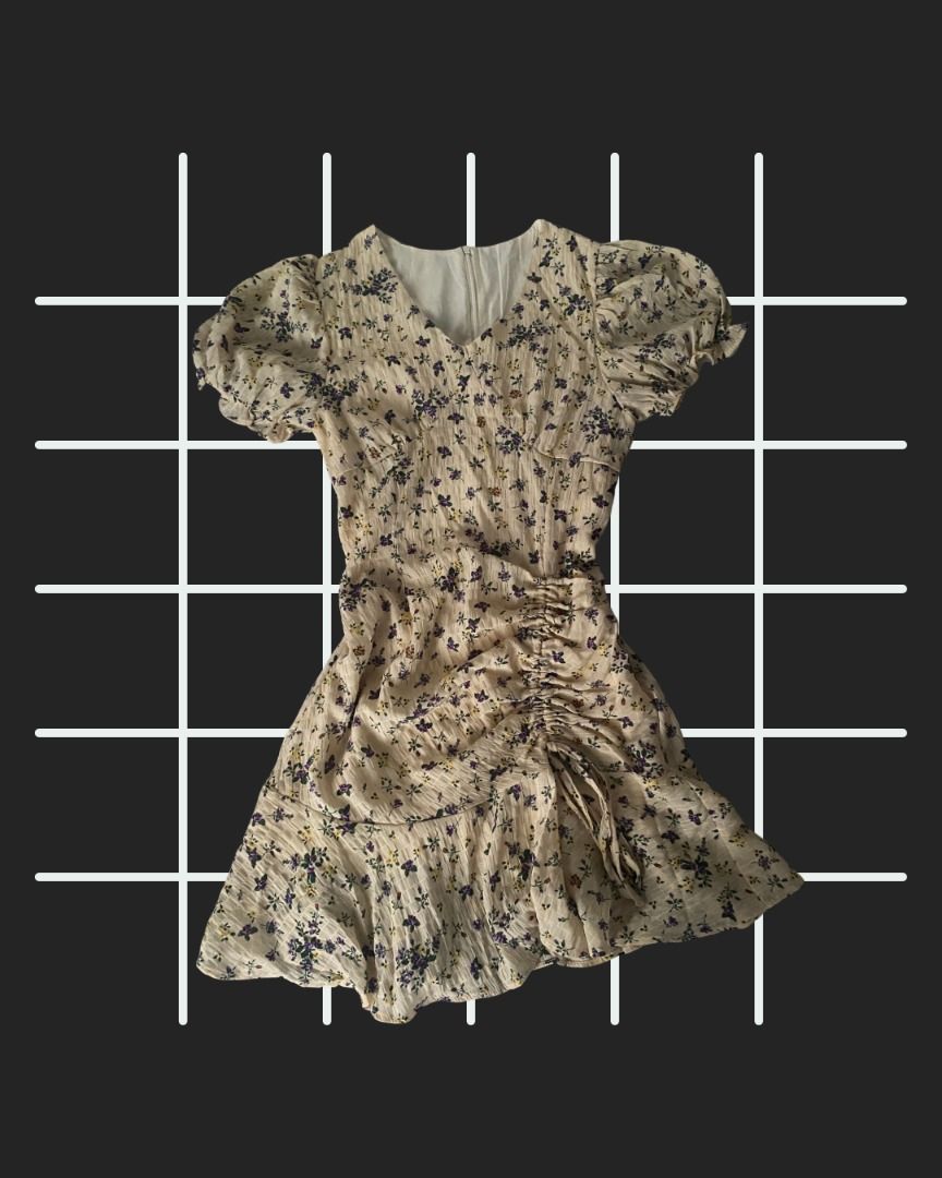 Beige Floral Mini Dress (Category: Dresses) located in Manila. Submitted by 2.nthral (Listing ID 1461070884, Image 1). Description: ★ ★ READ BEFORE BUYING ★ ★ This is a pre-loved item. Item is in good condition, unless otherwise stated. Manage expectations. DESCRIPTION: ◦ Size: M Mode of Payment: Cash (For meet-up only), GCash, Maya, Instapay Mode of Delivery: Meet-up (LRT-2 Legarda Station), or Delivery (Fee to be covered by buyer) Feel free to 