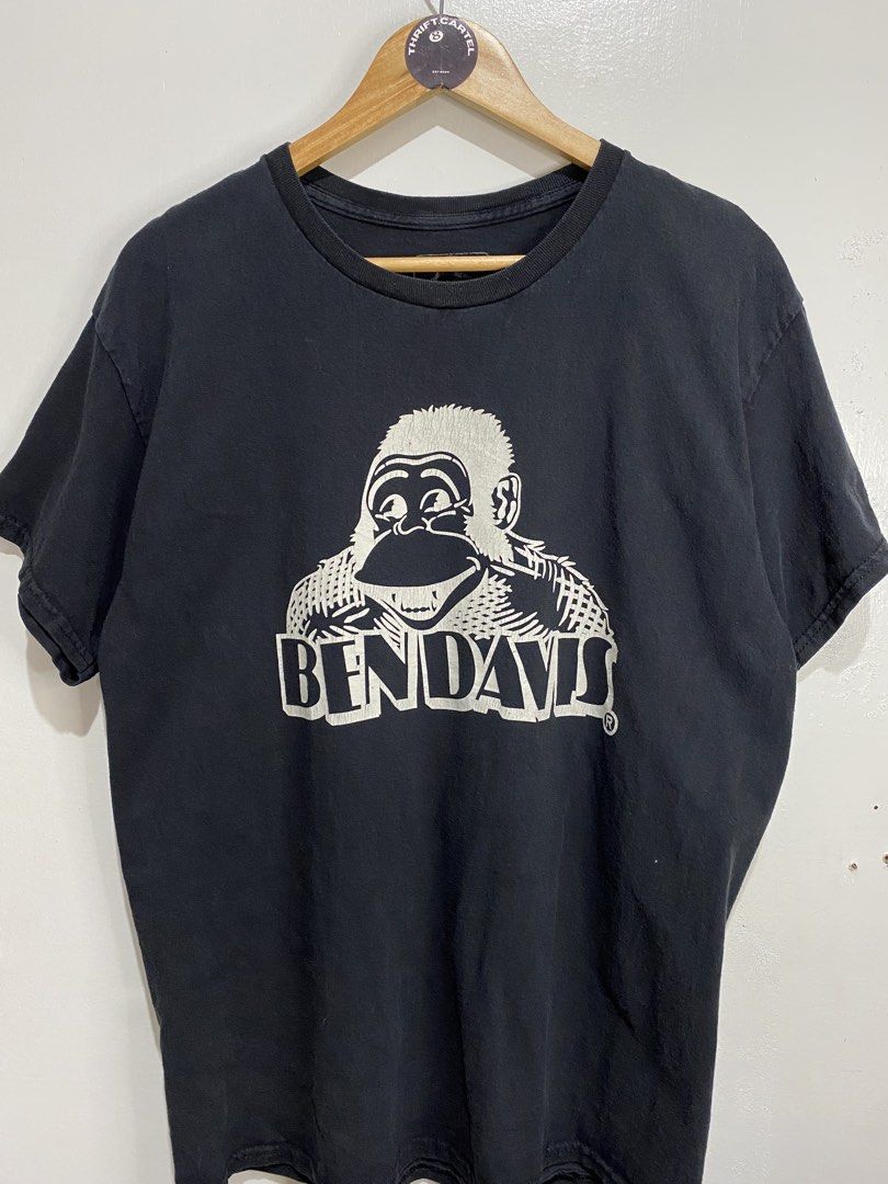 BEN DAVIS (Category: Tshirts & Polo Shirts ) located in Rizal. Submitted by thrift.cartel (Listing ID 1461099116, Image 1). Description: HAIRLINE CRACKS FREE SHIP.