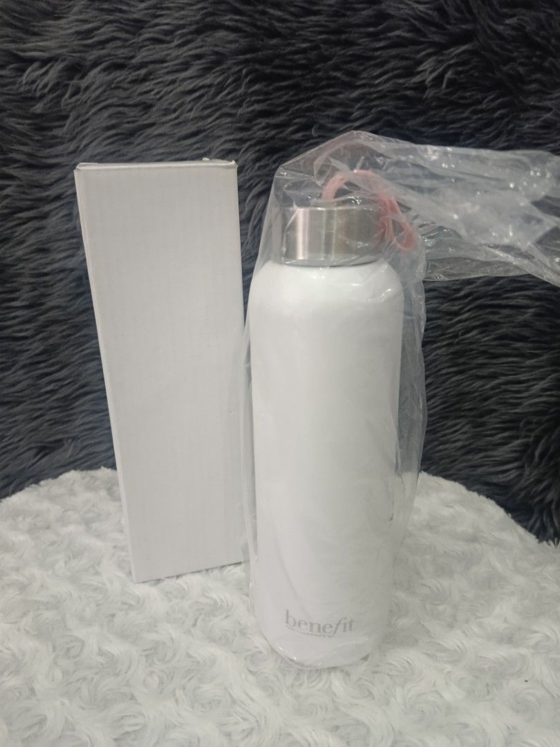 Benefit Color Changing Tumbler (Category: Water Bottles & Tumblers) located in Antipolo. Submitted by legoninos.legoninas (Listing ID 1461095246, Image 1). Description: Benefit Cosmetics Color changing water tumbler with box brand new..