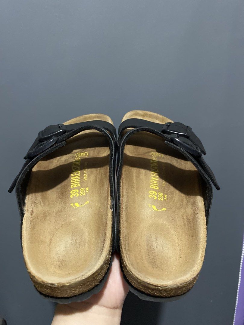 Birkenstock black Arizona (Category: Sneakers & Footwear) located in Batangas. Submitted by bagstolove2.0 (Listing ID 1461082414, Image 3). Description: Good condition.