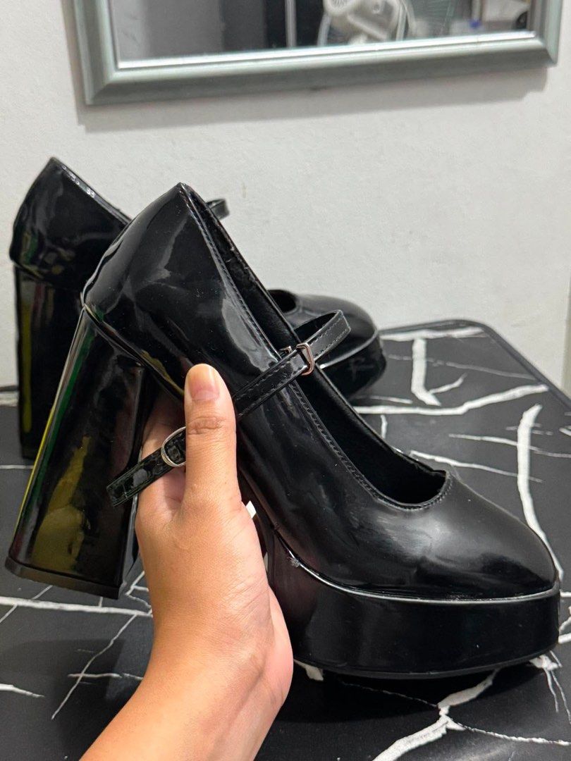 Black 5 inch heels (Category: Heels) located in Taytay. Submitted by angeltyyyy (Listing ID 1461078906, Image 3). Description: selling these heels, used once lang for an event :) size 8.5-9 loc: taytay, rizal but can also ship from QC 🫶🏻.