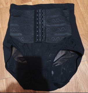 (Category: ) located in . Submitted by acxsty (Listing ID 1461010946, Image 1). Description: .