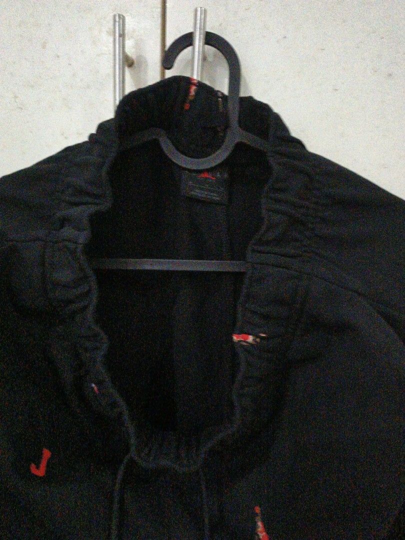 Black Jordan Pants with Red Jumpman Logo (Category: Joggers) located in Caloocan City. Submitted by mightyocean.04c3c0 (Listing ID 1460975710, Image 2). Description: - Black Jordan sweatpants - Features repeating red Jumpman logo and 'J' graphic all over - Elastic waistband with drawstring for a comfortable fit - Ideal for casual wear - A must-have for any Jordan fan ****Rare All Over Print Jordan Jogger..still nego..pls DM me🥰 M on tag but can 
