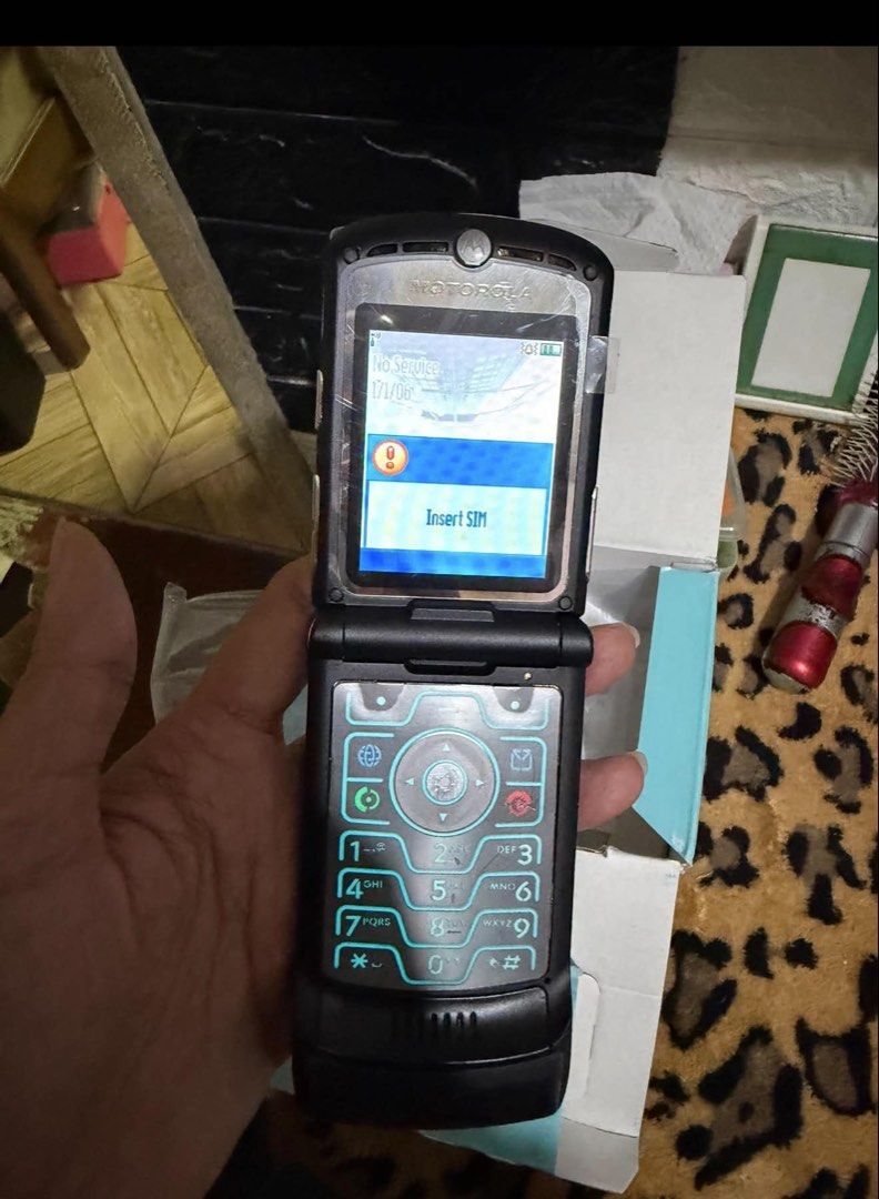 black motorola v3 onhand (Category: Early Generation Mobile Phones) located in Quezon City. Submitted by auspv_collections (Listing ID 1460997104, Image 2). Description: 📱VINTAGE PHONES ONHAND 📍nokia 8310 - 2,800 📍nokia 8250 - 3,000 📍nokia 5300 - 4,000 📍nokia 3310 - 3,500 📍nokia 6510 - 3,500 📍nokia 6300 - 2,800 📍nokia 5310 - 2,800 📍nokia 5110 - 4,000 📍nokia 6150 - 3,500 📍nokia 1100 - 2,000 📍nokia 6120 - 2,300 📍motorola v3 - 2,800 📍s