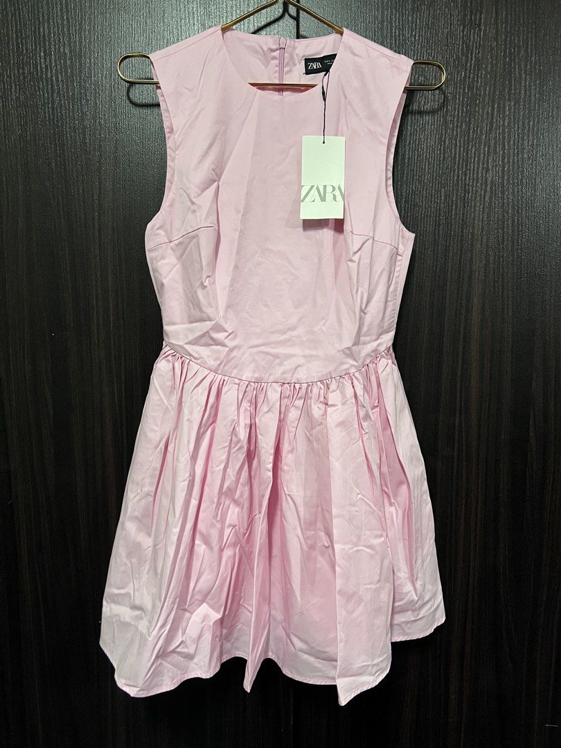 BNWT ZARA DRESS XS (Category: Dresses) located in Cavite. Submitted by paupau.shopper (Listing ID 1461096306, Image 1). Description: .