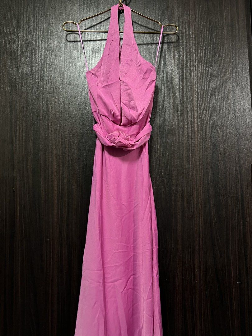 BNWT ZARA DRESS XS (Category: Dresses) located in Cavite. Submitted by paupau.shopper (Listing ID 1461103298, Image 1). Description: .
