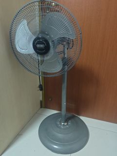 (Category: ) located in . Submitted by Vaisar (Listing ID 1461053675, Image 1). Description: .