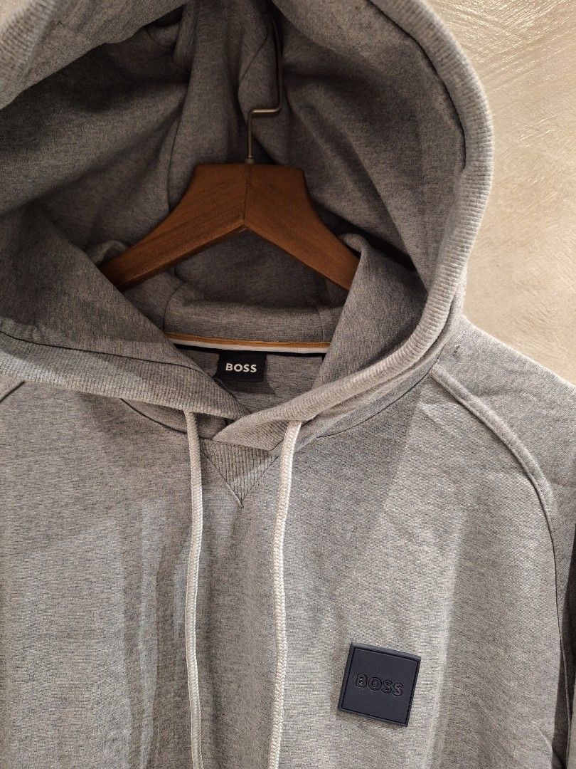 Boss pullover hoodie gray large and xl jacket (Category: Coats, Jackets and Outerwear) located in Muntinlupa City. Submitted by kstefanomela14 (Listing ID 1461015512, Image 2). Description: Boss by Hugo Boss pullover hoodie gray brandnew no issue large - 23x28 xl - 24x29 cod cop lalamove j&t lbc.
