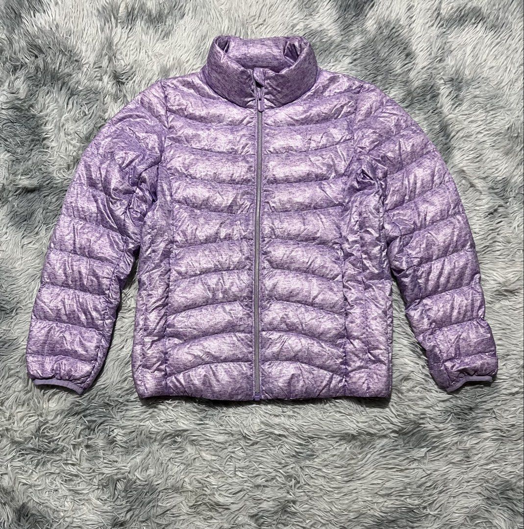 Bossini Lightweight Down Puffer Jacket (Category: Coats, Jackets and Outerwear) located in Sasmuan (Sexmoan). Submitted by winterclothes.ph (Listing ID 1461052353, Image 1). Description: Bossini Lightweight Down Puffer Jacket 150 on tag fit XS to Small Women’s Width 18 Length 23 Excellent Condition .