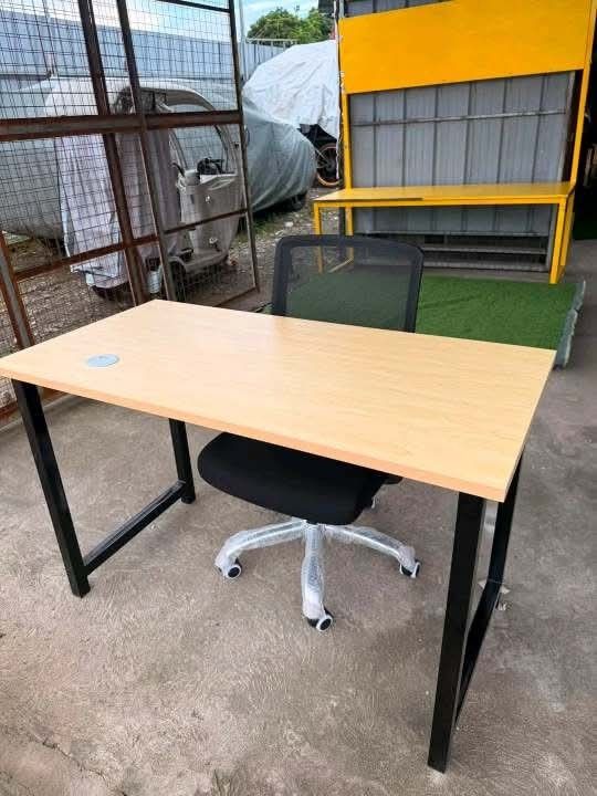 Brand new table 120x60x75 (Category: Tables & Sets) located in Manila. Submitted by dolorchris69891 (Listing ID 1461033647, Image 1). Description: Brand new table 120x60x75 3950.