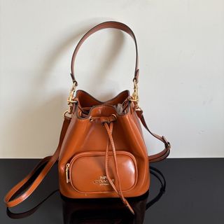 （分類：）位於 。 由 meetyoutkl 提交（商品編號 1460996299，圖片 1）。簡介： 。