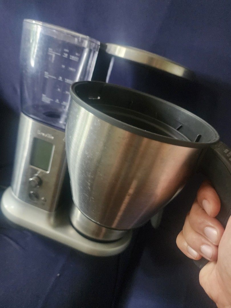 Breville Coffee Maker - Stainless Steel (Category: Coffee Machines & Makers) located in Cavite. Submitted by karl.degz (Listing ID 1460985086, Image 3). Description: - Breville Coffee Mak3r - Sleek Stainless Steel Body - Digital Display & Controls for Precise Grind Settings - cold brew and hot brew ⁃ Digital display and easy-to-use control knob. - Brews up to 12 cups of coffee ⁃ Durable stainless steel construction ⁃ Features the Breville logo - 