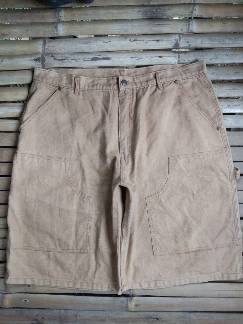 Brown double knee carpenter jorts (Category: Shorts) located in Aloran. Submitted by ingsikthrifting (Listing ID 1460928025, Image 1). Description: Brown double knee carpenter jorts Very excellent condition No issue just need wash Waistline 36 Length 24 Thighs 15 Hem 13.