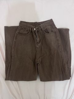 (Category: ) located in . Submitted by coles.collection (Listing ID 1461065937, Image 1). Description: .
