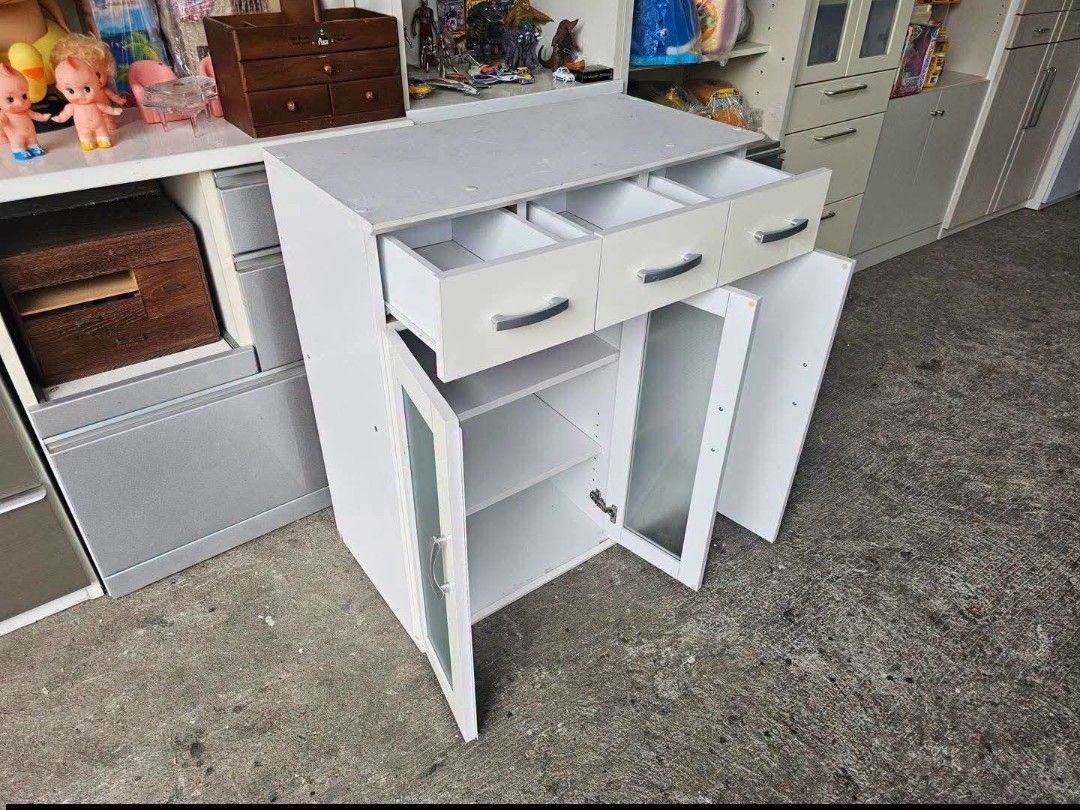 Buffet Cabinet (Category: Shelves, Cabinets & Racks) located in Meycauayan. Submitted by marygracecasimiro (Listing ID 1461005850, Image 3). Description: Buffet Cabinet‼️₱8,000‼️ ✔️L-31 H-35.5 W-16 inches 📐 ✔3 Doors and 3 Drawers 🗄 ✔️Laminated 🔖 ✔️Compress & Mdf Back 🪵 ✔Scratches As-is! 🩷💙.