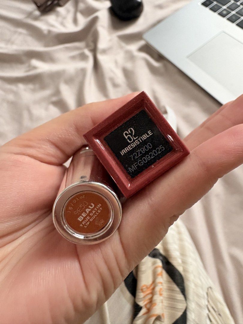 Bundle | Issy True Satin & Maybelline Vinyl Ink (Category: Makeup) located in Malvar. Submitted by chatztash (Listing ID 1460980433, Image 2). Description: • Issy Lip bullet True Satin - Shade: Beau (best selling shade) - swatched only • Maybelline Vinyl Ink - Shade: Irresistible - swatched only .