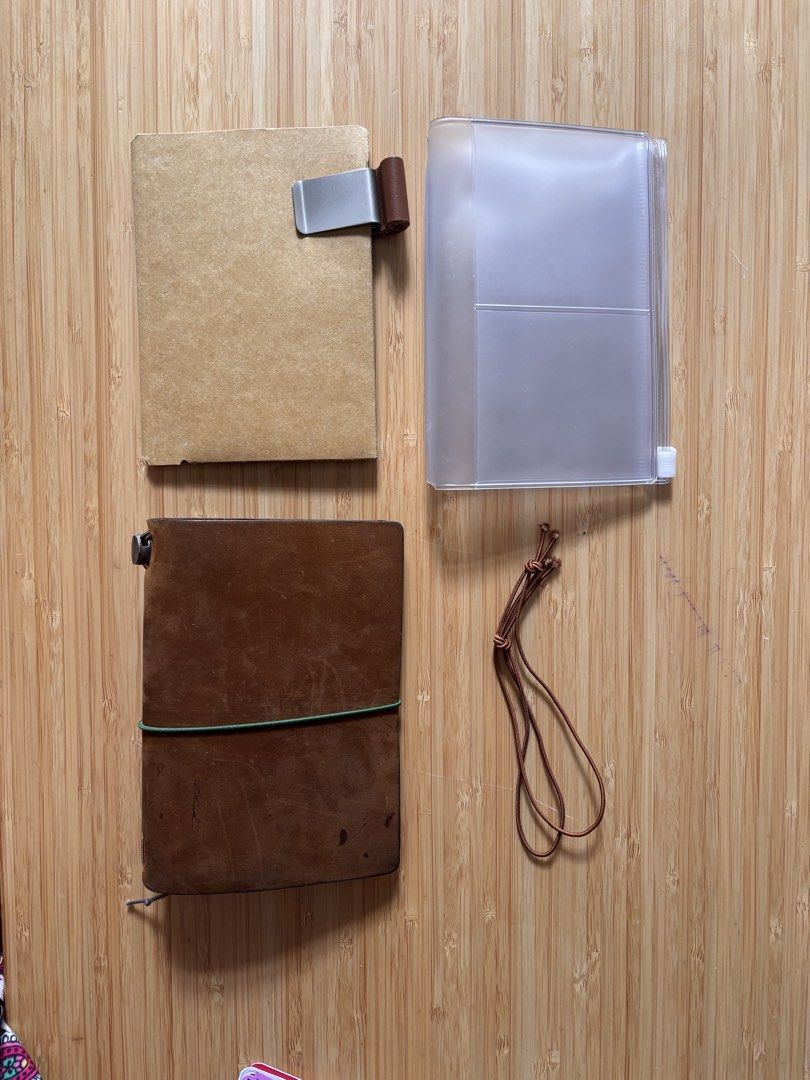 [BUNDLE] Traveler's Notebook Passport in Camel with Accessories (Category: Stationery & School Supplies) located in Mandaluyong City. Submitted by gnocchiwoki (Listing ID 1460937601, Image 2). Description: TRAVELER’S NOTEBOOK PASSPORT BUNDLE Inclusions: •Traveler’s Notebook Passport Size in Camel (Green Band) • 011 Connecting Bands pack of 4 • 016 Pen Holder in Camel • 004 Zipper Insert • 010 Kraft Folder • 004 Pocket Insert (1 pocket, already st