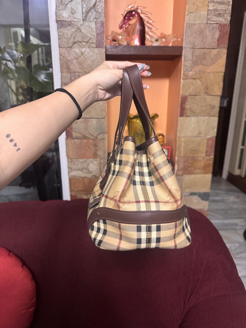 Burberry Haymarket Check Handbag (Category: Luxury Bags & Wallets) located in Quezon City. Submitted by leatherco (Listing ID 1460965491, Image 3). Description: - Classic Burberry Haymarket check pattern - Stylish buckle details on the front - authentic! Personally owned .