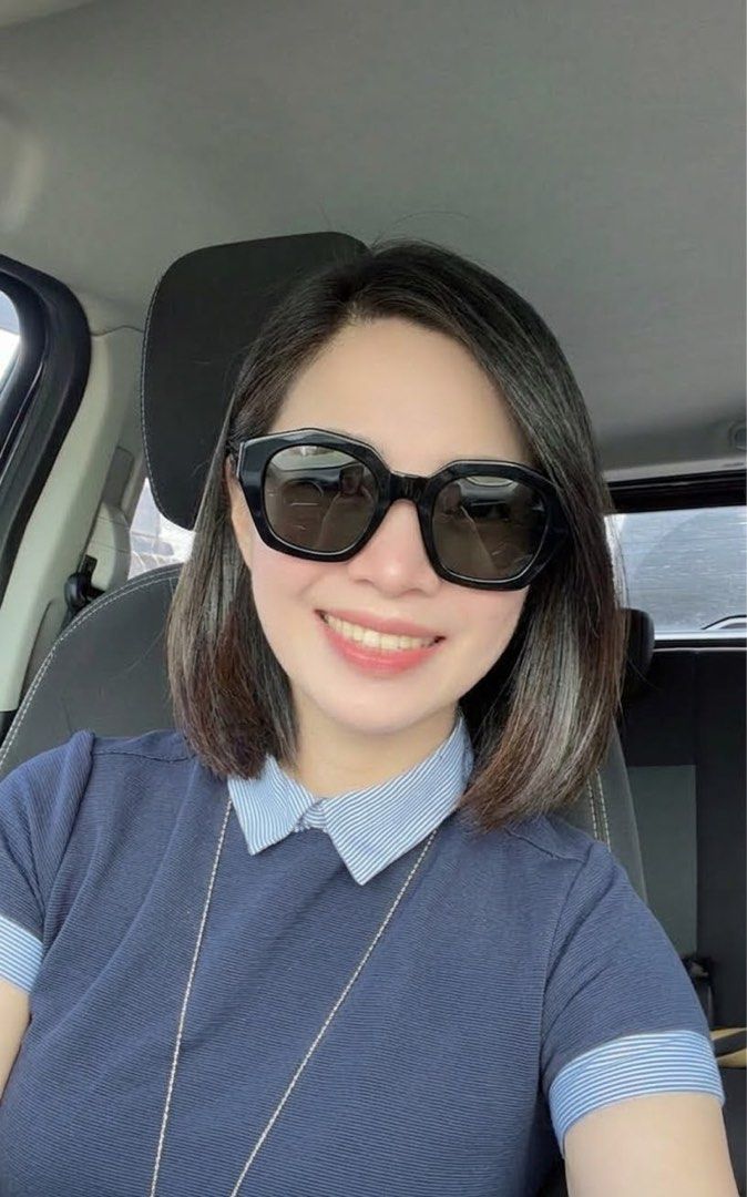 Burberry Sunglasses - Black Octagonal Frame (Category: Sunglasses & Eyewear) located in Binan City. Submitted by simplysandz (Listing ID 1460951641, Image 2). Description: Authentic Burberry sunglasses Black octagonal frame Comes with original box and case Orig price 10k++.