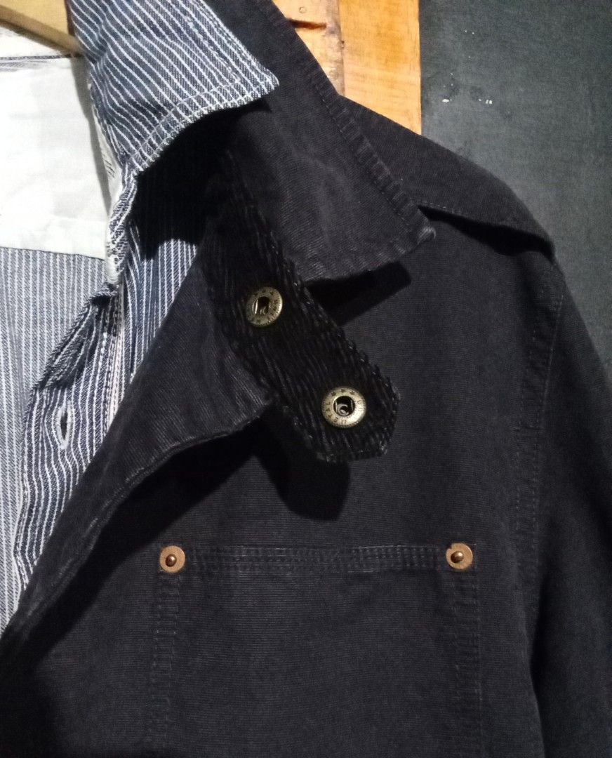 CALVIN KLEIN men's cotton canvas Field Jacket (Category: Coats, Jackets and Outerwear) located in Manila. Submitted by calmcat_6fd4f7 (Listing ID 1461069446, Image 3). Description: size on 22"(pit to pit width)28"(top to bottom length)25"(arm length from shoulder stitch) authentic Premium cotton canvas Field Jacket in excellent condition..