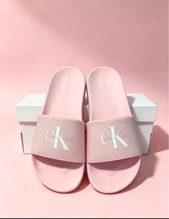 (Category: ) located in . Submitted by miqboutique (Listing ID 1460936009, Image 1). Description: .