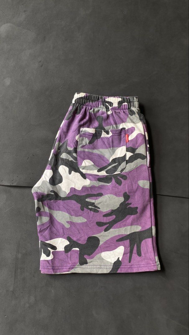 camouflage sweatshort (Category: Shorts) located in Toledo. Submitted by drip_on_a_budg3t (Listing ID 1460947477, Image 2). Description: size 28’34 stretchable price+SF.
