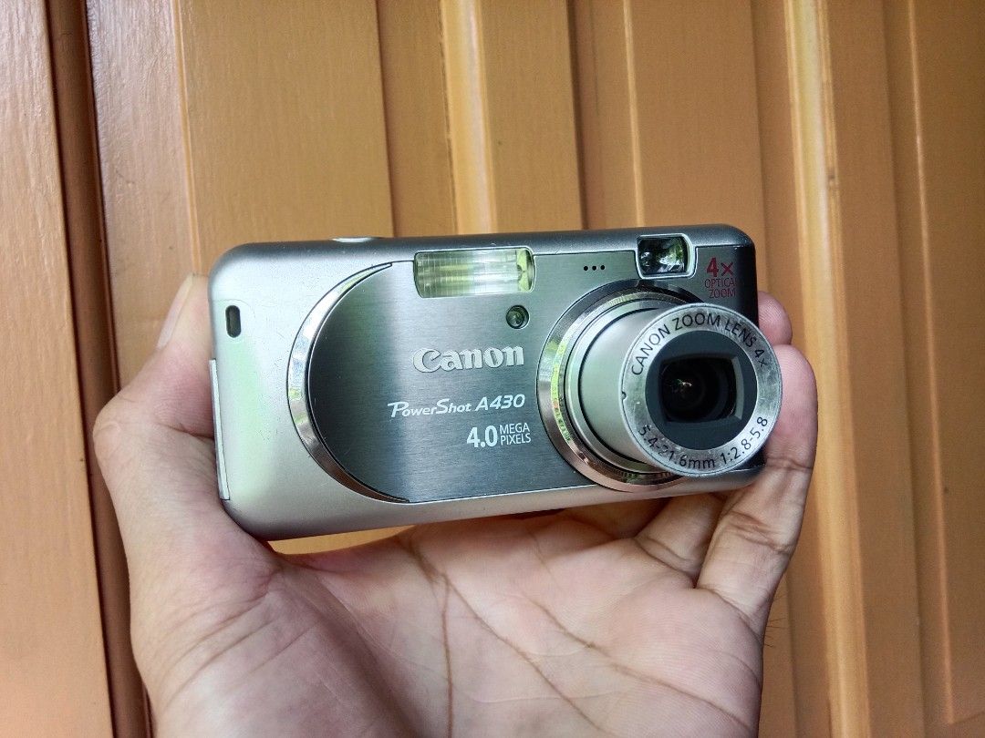 Canon PowerShot A430 4.0 MP Digital Camera with Charger Set (Category: Cameras) located in Camaligan. Submitted by jestoni_digicam (Listing ID 1461059944, Image 1). Description: 📸 Canon PowerShot A430 Vintage Digicam Bundle 📸Price: ₱3,800 Get that authentic, dreamy Y2K aesthetic with this complete, ready-to-shoot Canon PowerShot A430 bundle! Perfect for bringing back those nostalgic early-2000s vibes with gorgeous vintage tones. Fully tested an