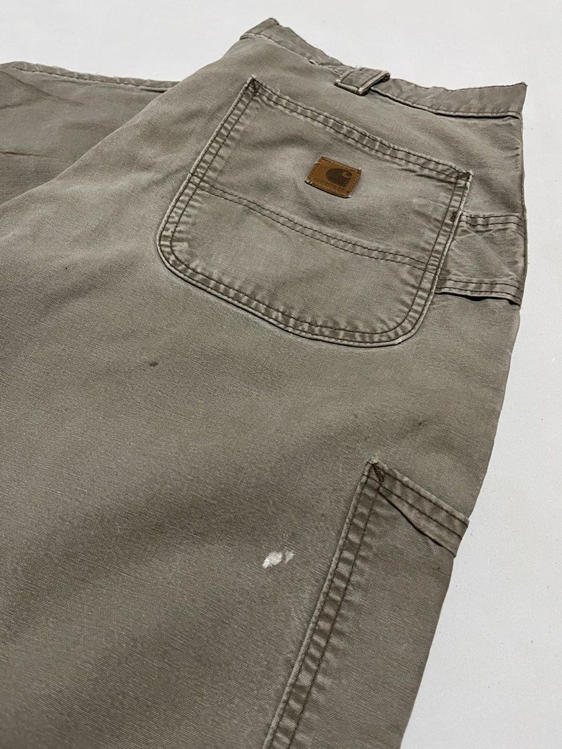 Carhartt B151 lbr pants (Category: Jeans) located in Iloilo. Submitted by jthrift0 (Listing ID 1461095965, Image 3). Description: Complete tags authentic 34x44x9.5 hole/paint stain.