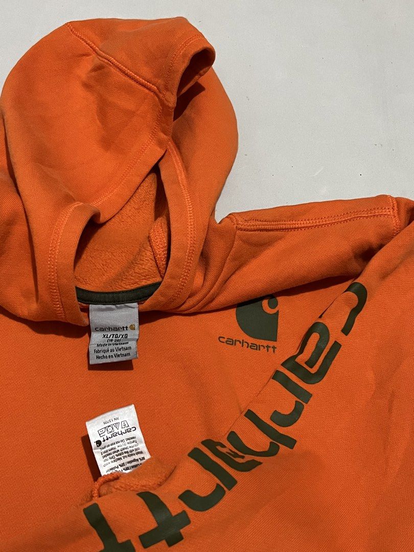 Carhartt script hoodie (Category: Hoodies) located in Iloilo. Submitted by jthrift0 (Listing ID 1461092350, Image 2). Description: Complete tags authentic 21x27 minor oil stain,pinholes.