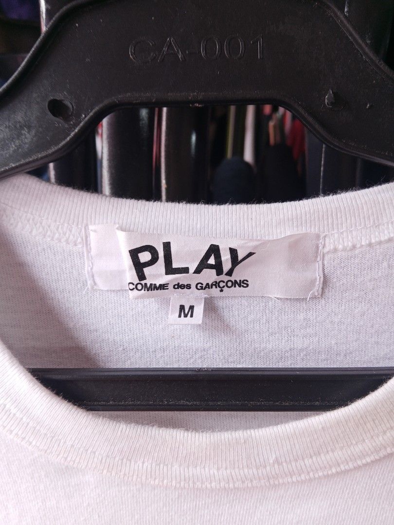 CDG Play (Category: Activewear) located in Manila. Submitted by aeronroy4577085 (Listing ID 1460988170, Image 2). Description: .