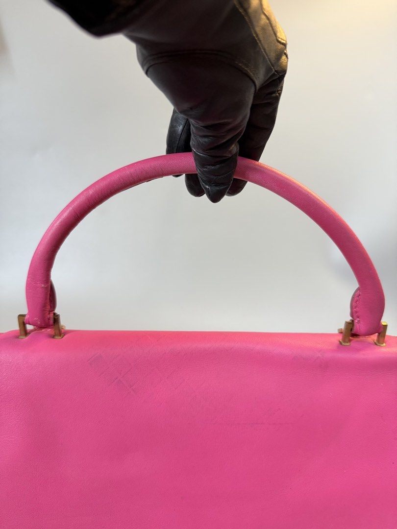 Celine Top Handle (Category: Cross-body Bags) located in Cebu City. Submitted by ricahsukaybags_2017 (Listing ID 1461044502, Image 2). Description: Celine, missing sling. Ganda ng lampo and name stamp .