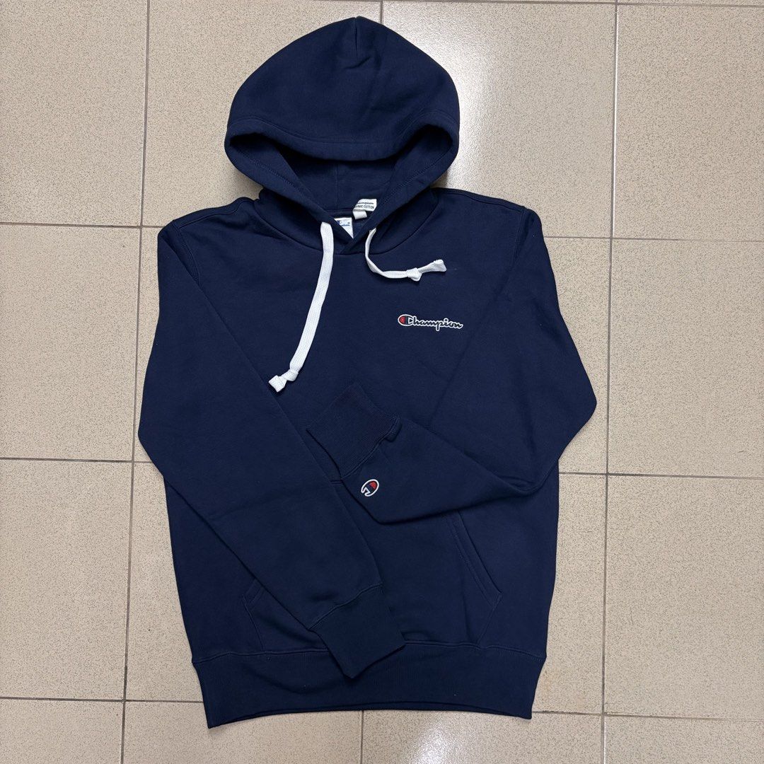 Champion OG Logo Embroidered in navy (Category: Hoodies) located in Las Pinas. Submitted by collabcart (Listing ID 1461108296, Image 1). Description: 🛒Champion OG Logo Embroidered in navy 🛒 🇺🇸 Imported from US ✅ Brandnew ✅ Original/Authentic/legit 📐Sizes Available Small .