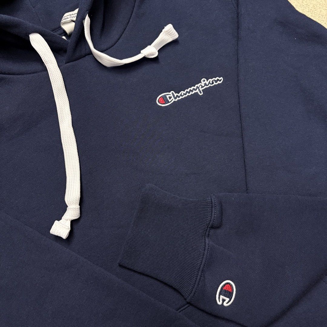 Champion OG Logo Embroidered in navy (Category: Hoodies) located in Las Pinas. Submitted by collabcart (Listing ID 1461108296, Image 2). Description: 🛒Champion OG Logo Embroidered in navy 🛒 🇺🇸 Imported from US ✅ Brandnew ✅ Original/Authentic/legit 📐Sizes Available Small .