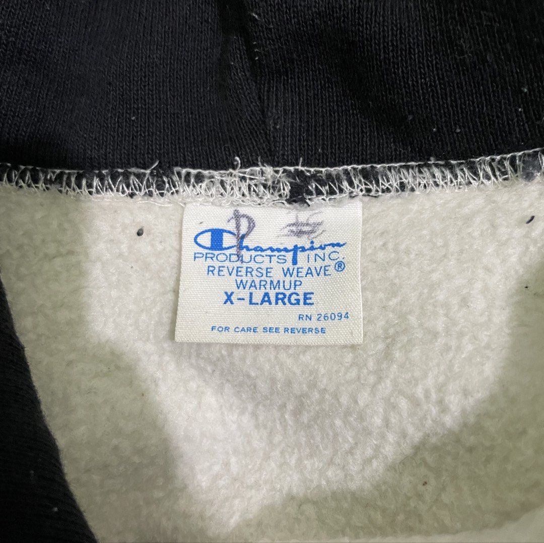Champion Reverse Weave (Category: Coats, Jackets and Outerwear) located in Taguig. Submitted by thriftstar2 (Listing ID 1460929714, Image 3). Description: W 23 L 27 Size XL on tag Excellent condition No hidden issue.