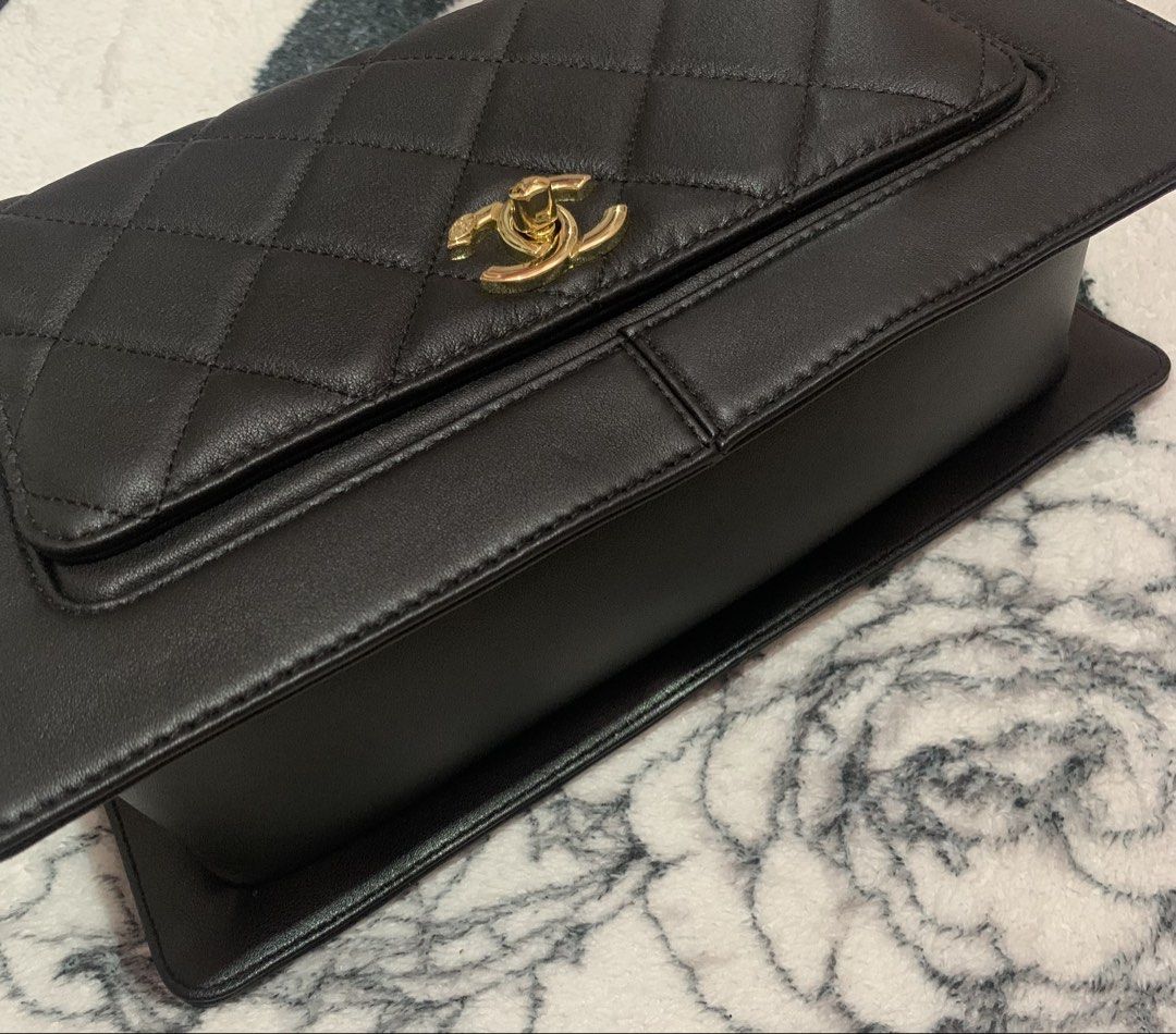 Chanel flap (Category: Luxury Bags & Wallets) located in Tagum. Submitted by 80bagsph.cemene08 (Listing ID 1461086989, Image 3). Description: Very Pretty & hard to find for this design 🏆 Best collection item Excellent condition Clean&sanitized Ready to use.