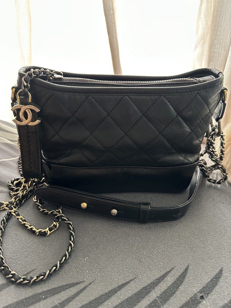 Chanel Gabrielle (Category: Luxury Bags & Wallets) located in Cainta. Submitted by 3rd_street.onlineshop (Listing ID 1460956481, Image 1). Description: Cc underzip Coded Genuine leather Sf not included Payment first.