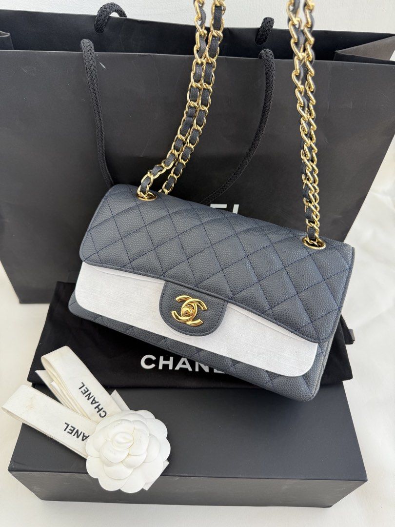 Chanel small flap caviar (Category: Shoulder Bags) located in Cebu City. Submitted by imrcemj (Listing ID 1461043854, Image 2). Description: Chanel small flap 💯caviar leather material in rare color : (greyish blue/ slight black ) 23cm .