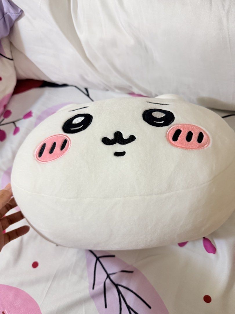 Chikawa Plush Pillow with Strap (Category: Plushies & Soft Toys) located in Valenzuela. Submitted by radinerika99521 (Listing ID 1460926339, Image 2). Description: - Adorable Chikawa plush pillow - Super soft and squishy texture (MALLOW TYPE) - Features a convenient strap with a buckle on the back - Ideal for travel companion or cute room decoration - Perfect gift for any Chikawa enthusiast - A great addition to any fan's collection.