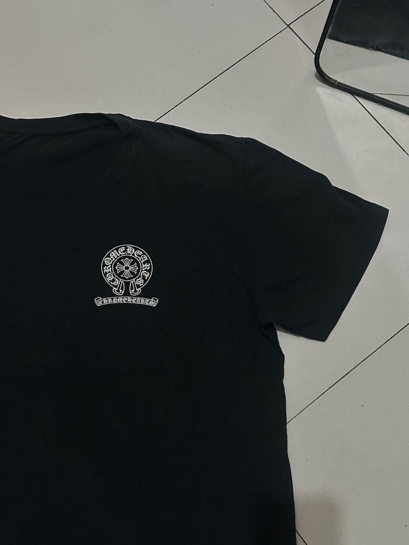 chrome hearts black shirt (Category: Tshirts & Polo Shirts ) located in Manila. Submitted by nb_thriftshop (Listing ID 1461081766, Image 3). Description: CH (OFF)t shirt 28 length 23 width medium to large issue : super liit na hairlines need wash.