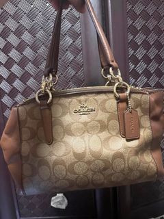 (Category: ) located in . Submitted by kashbags (Listing ID 1460969981, Image 1). Description: .