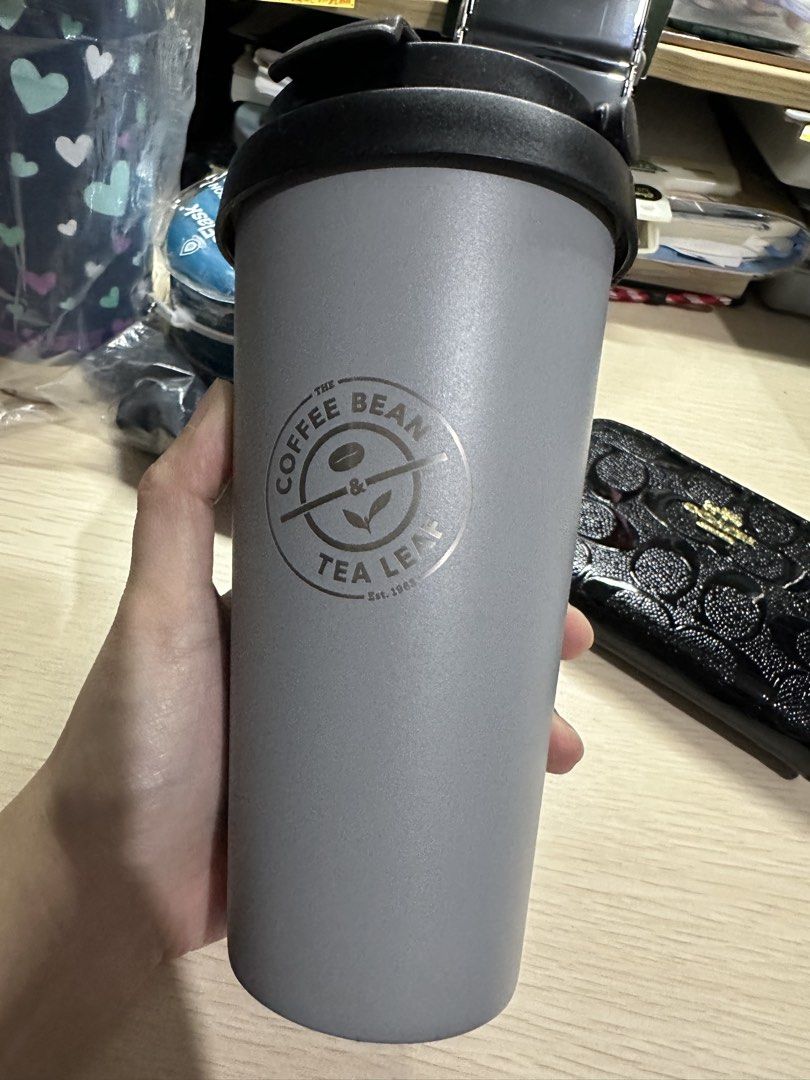 Coffee Bean and Tea Leaf Tumbler (Category: Water Bottles & Tumblers) located in Manila. Submitted by shopkriscloset (Listing ID 1460985564, Image 1). Description: Rarely used bought in CBTL sm san lazaro store ‼️PLEASE READ BEFORE PLACING AN OFFER: 🩵Please be patient and respectful. 🤗 If I don’t get to reply immediately, I might be working. 🧡Please REFRAIN from making an offer if you do not intend to complete the purchase‼️ 🧡Kindly read the 