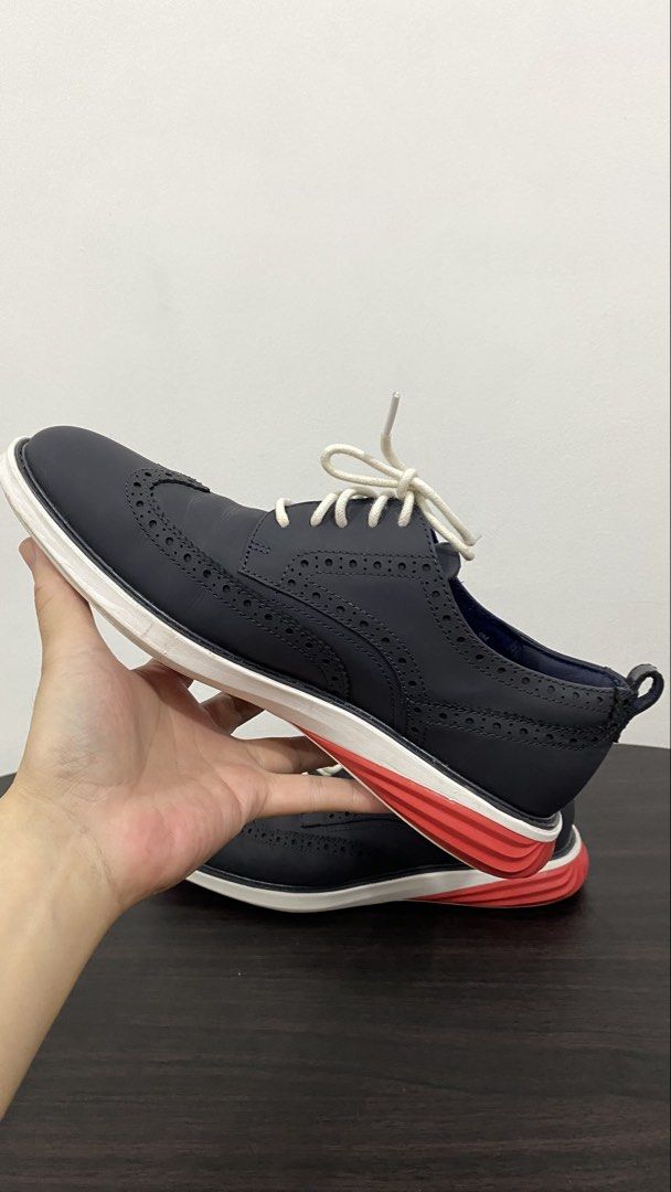 Cole Haan evolution grande limited shoes (Category: Dress Shoes) located in Manila. Submitted by truemoon_d2e1ee (Listing ID 1461043585, Image 3). Description: I bought this shoes abroad Size 9/9.5 Original, limited issue Brand new with replacement box .
