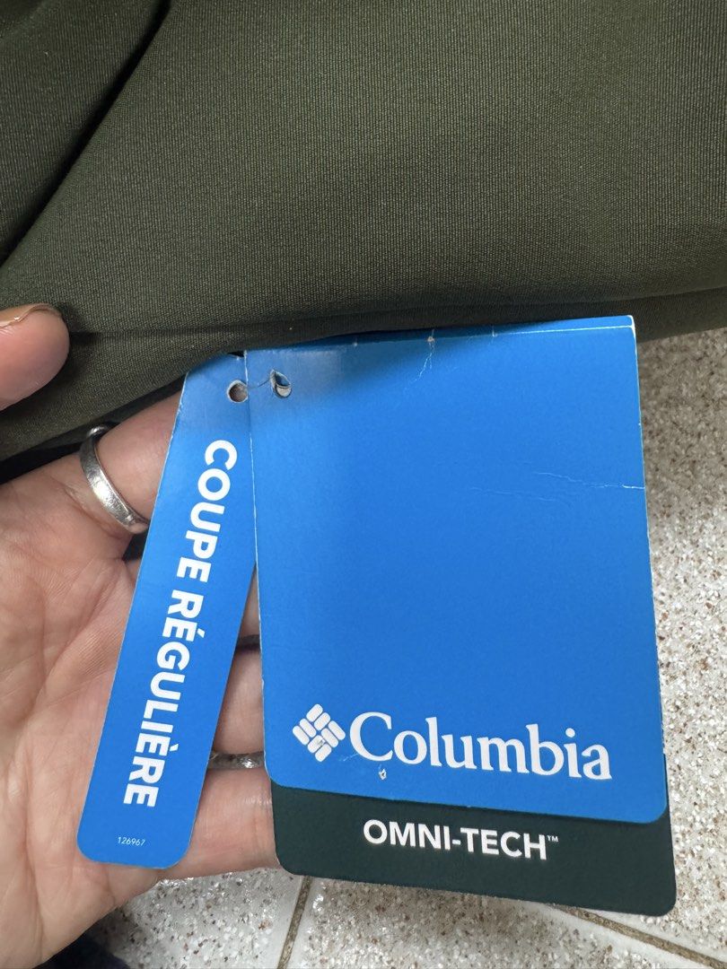 Columbia （分類：外套及戶外衣服）位於 Hong Kong。 由 robin1126 提交（商品編號 1460959457，圖片 6）。簡介： 全新約2月專門店購入吊牌未剪 原價$4680。