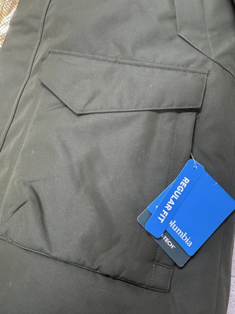 Columbia （分類：外套及戶外衣服）位於 Hong Kong。 由 robin1126 提交（商品編號 1460959457，圖片 4）。簡介： 全新約2月專門店購入吊牌未剪 原價$4680。