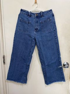 (Category: ) located in . Submitted by maly01_ (Listing ID 1461011261, Image 1). Description: .