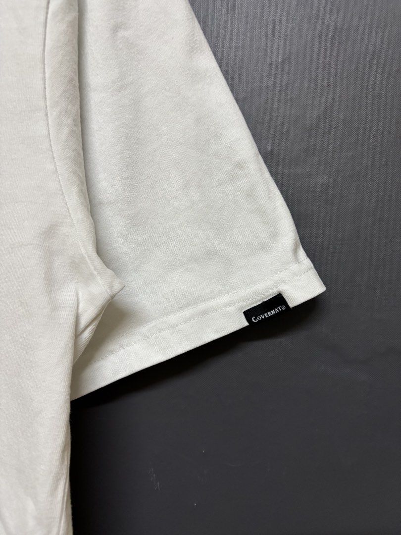Covernat (Category: Tshirts & Polo Shirts ) located in Cavite. Submitted by staythrifted.23 (Listing ID 1460959831, Image 3). Description: Size : Medium on 🏷️ Dimes : Length 26 Width 19.5 Condition : Excellent Color rate : 9.5/10 Washed and ready to wear Issue : Light dirt stain Loc. Cavite We ship nationwide Payment first .