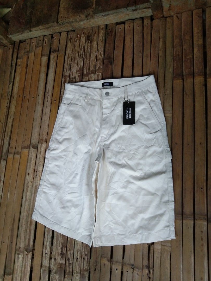 Cream carpenter jorts (Category: Shorts) located in Aloran. Submitted by ingsikthrifting (Listing ID 1460927832, Image 2). Description: Cream carpenter jorts Very excellent condition (asnew) Issue bale stain Waistline 32 Length 25 Thighs 14 Hem 12.